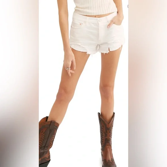 NWT Free People Loving Good Vibrations Short in Spring White - Picture 3 of 4